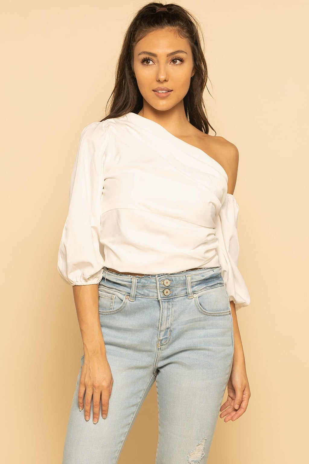 Blusa  asimétrico chic con frunce en un solo hombro