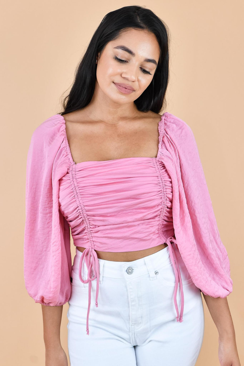 Blusa corto de mangas abullonadas con detalle fruncido y cordón